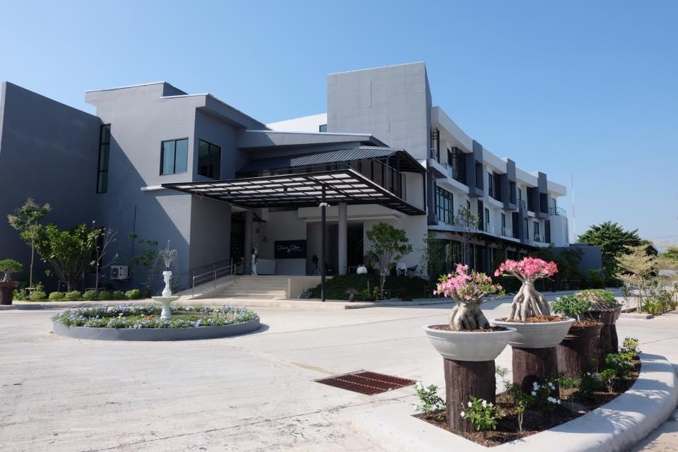 Hotel Chuan Chom The High Resort Saraburi - Sha Plus Bagian luar foto